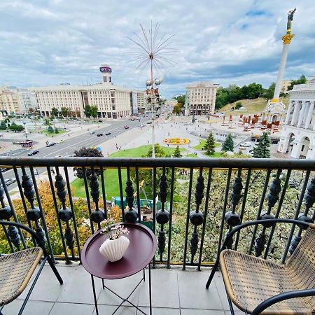 Amazing View Of Independence Square Apartment เคียฟ ภายนอก รูปภาพ