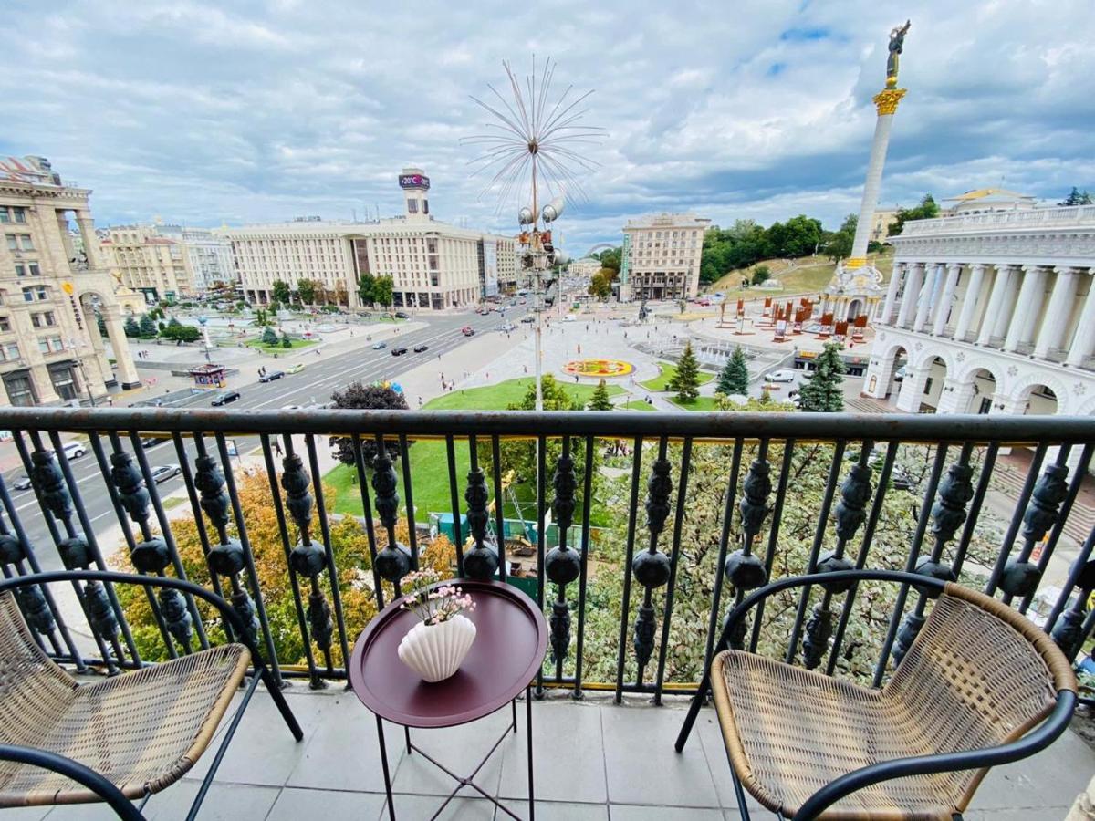 Amazing View Of Independence Square Apartment เคียฟ ภายนอก รูปภาพ